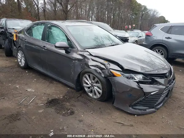 4T1C11BK0RU116640 2024 TOYOTA CAMRY - Image 1