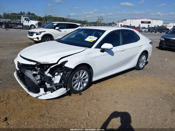 4T1C11BK1LU003979 2020 TOYOTA CAMRY - Image 2