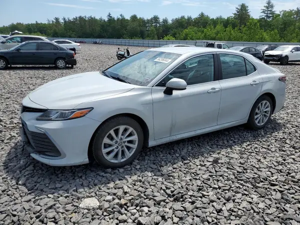 4T1C11BK1NU053865 2022 TOYOTA CAMRY - Image 1