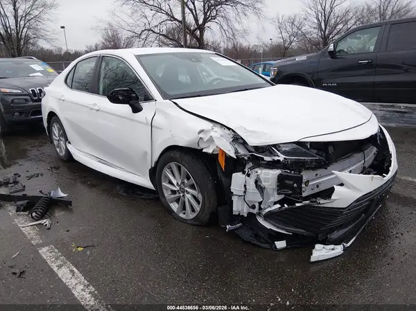 4T1C11BK1PU077523 2023 TOYOTA CAMRY - Image 1