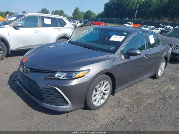 4T1C11BK1PU077957 2023 TOYOTA CAMRY - Image 2