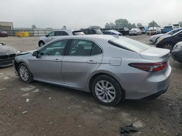 4T1C11BK1RU112077 2024 TOYOTA CAMRY - Image 2