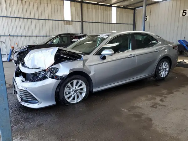 4T1C11BK1RU117523 2024 TOYOTA CAMRY - Image 1