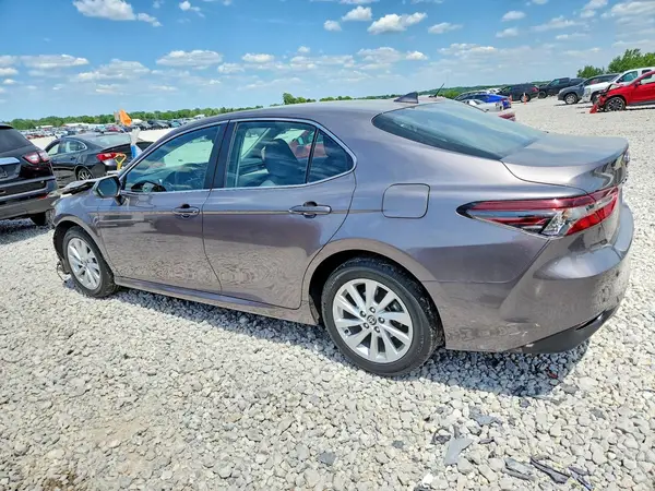 4T1C11BK1RU125296 2024 TOYOTA CAMRY - Image 2