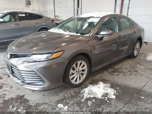 4T1C11BK1RU129865 2024 TOYOTA CAMRY - Image 2
