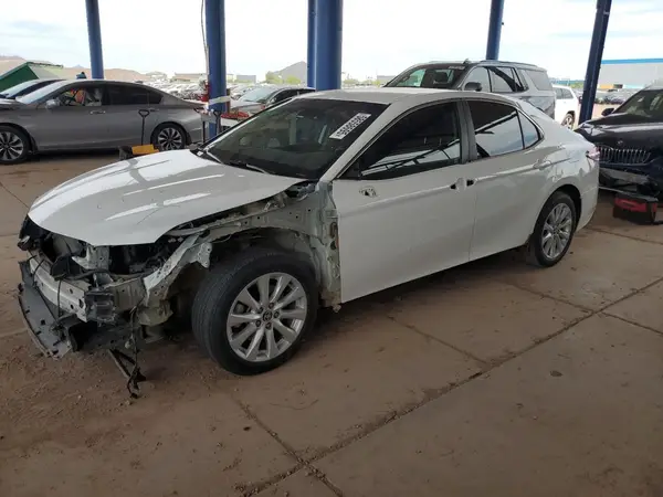 4T1C11BK2LU005899 2020 TOYOTA CAMRY - Image 1