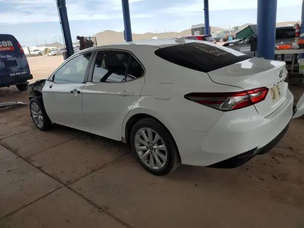 4T1C11BK2LU005899 2020 TOYOTA CAMRY - Image 2