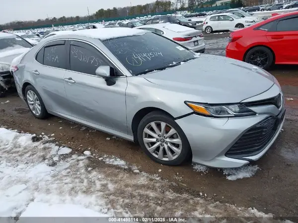 4T1C11BK2LU018975 2020 TOYOTA CAMRY - Image 1