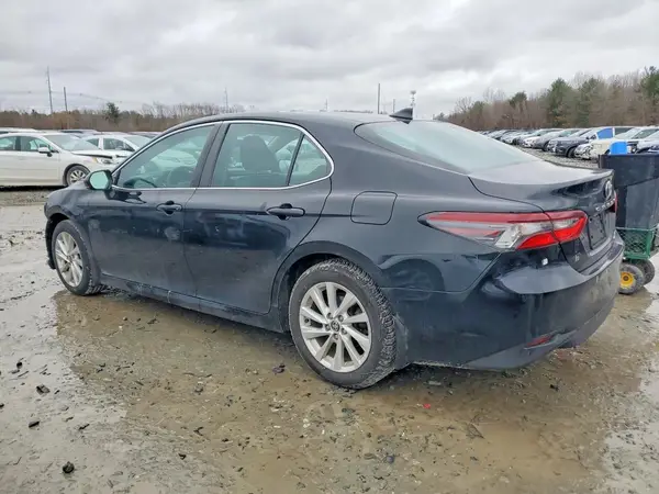 4T1C11BK2MU032537 2021 TOYOTA CAMRY - Image 2