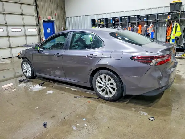 4T1C11BK2PU077952 2023 TOYOTA CAMRY - Image 2