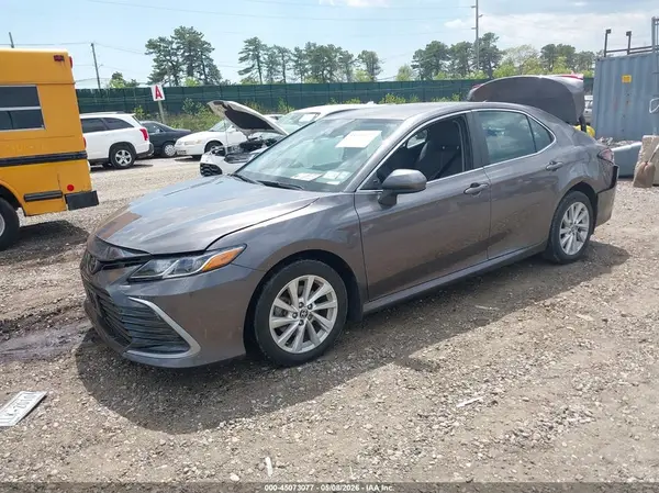 4T1C11BK2PU088403 2023 TOYOTA CAMRY - Image 2