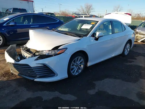 4T1C11BK2PU094380 2023 TOYOTA CAMRY - Image 2