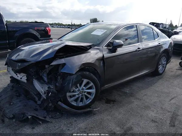 4T1C11BK2RU126697 2024 TOYOTA CAMRY - Image 2