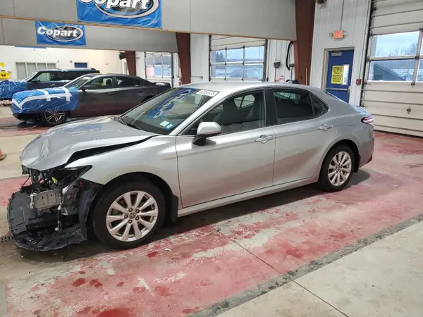 4T1C11BK3LU004275 2020 TOYOTA CAMRY - Image 1