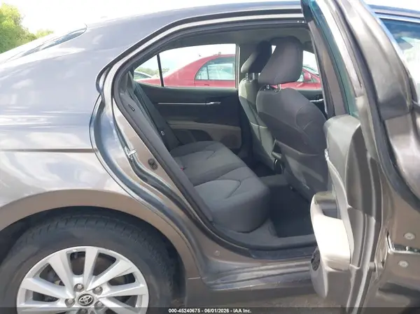 4T1C11BK3MU045023 2021 TOYOTA CAMRY - Image 8
