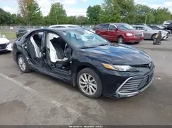 4T1C11BK3NU050465 2022 TOYOTA CAMRY