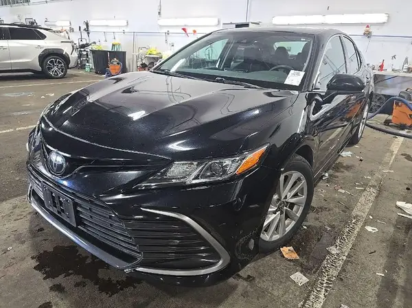 4T1C11BK3NU058078 2022 TOYOTA CAMRY - Image 2