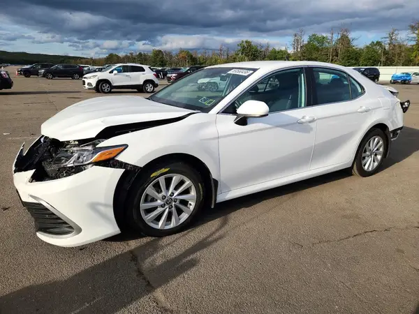 4T1C11BK3RU113568 2024 TOYOTA CAMRY - Image 1