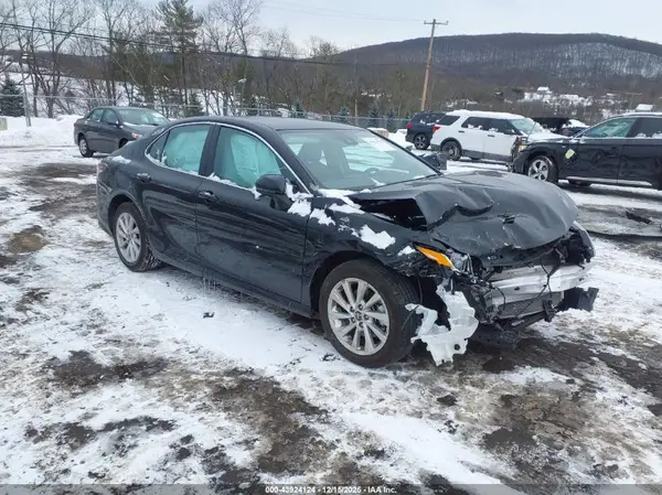 4T1C11BK3RU116776 2024 TOYOTA CAMRY - Image 1