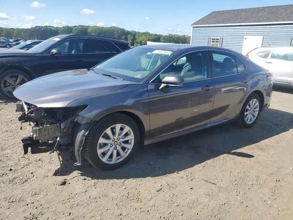 4T1C11BK4LU010215 2020 TOYOTA CAMRY - Image 1
