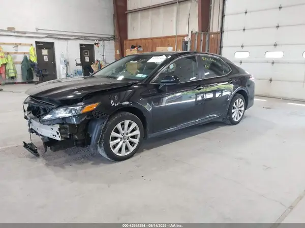 4T1C11BK4LU019738 2020 TOYOTA CAMRY - Image 2