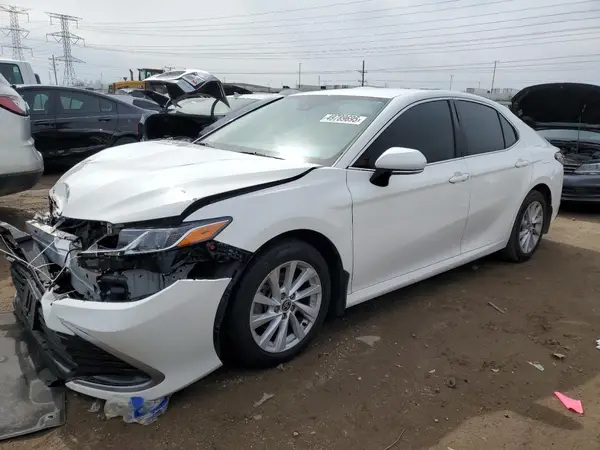 4T1C11BK4NU049776 2022 TOYOTA CAMRY - Image 1
