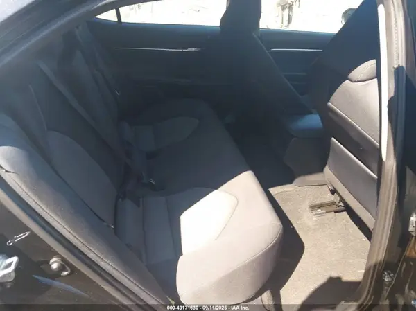 4T1C11BK4NU051561 2022 TOYOTA CAMRY - Image 8