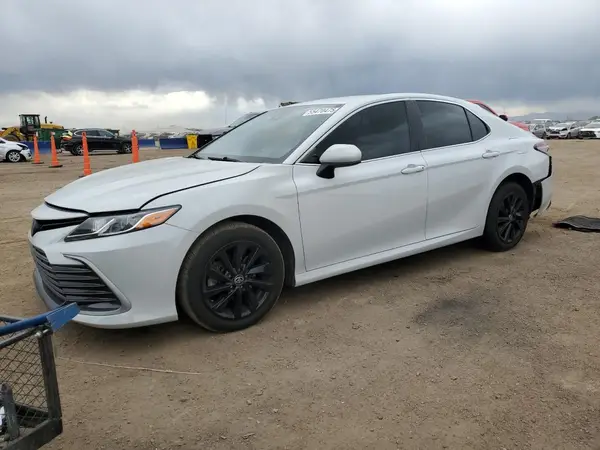 4T1C11BK4NU057778 2022 TOYOTA CAMRY - Image 1
