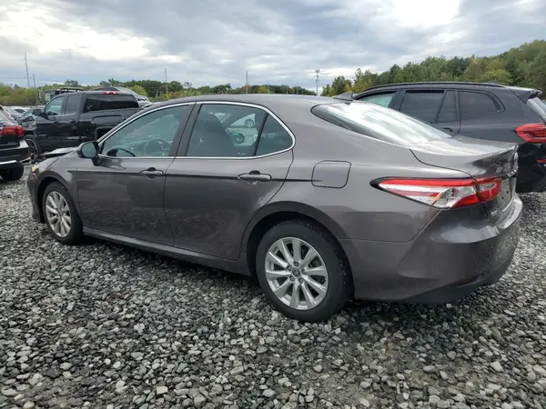 4T1C11BK5LU006268 2020 TOYOTA CAMRY - Image 2