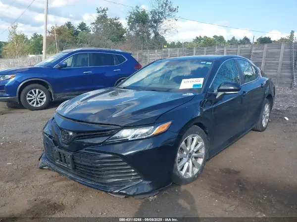 4T1C11BK5LU008201 2020 TOYOTA CAMRY - Image 2