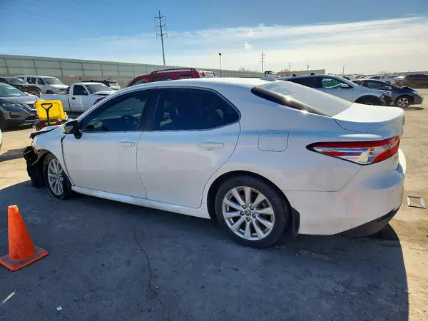 4T1C11BK5LU009204 2020 TOYOTA CAMRY - Image 2