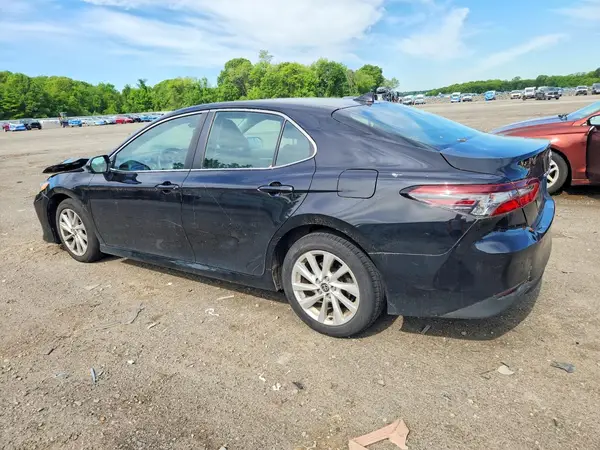 4T1C11BK5MU024352 2021 TOYOTA CAMRY - Image 2
