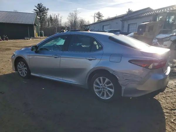 4T1C11BK5MU027221 2021 TOYOTA CAMRY - Image 2