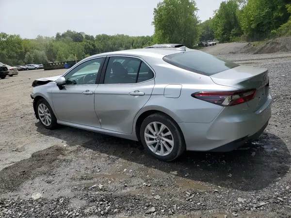 4T1C11BK5MU045007 2021 TOYOTA CAMRY - Image 2