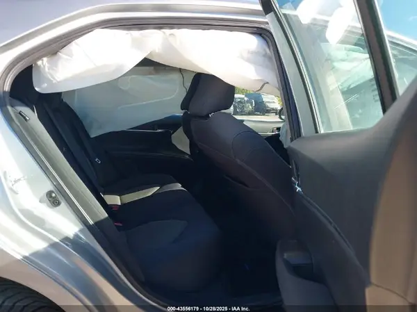 4T1C11BK5NU055506 2022 TOYOTA CAMRY - Image 8