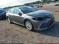 4T1C11BK5NU067560 2022 TOYOTA CAMRY