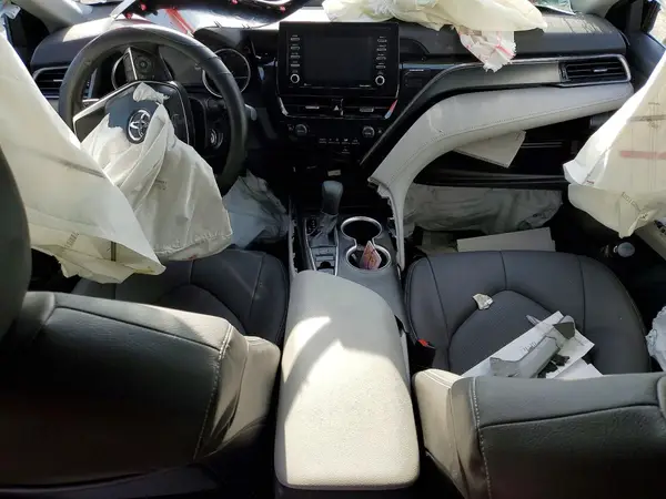 4T1C11BK5NU070197 2022 TOYOTA CAMRY - Image 8
