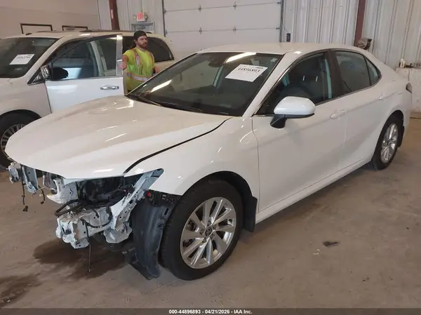 4T1C11BK5PU100656 2023 TOYOTA CAMRY - Image 2