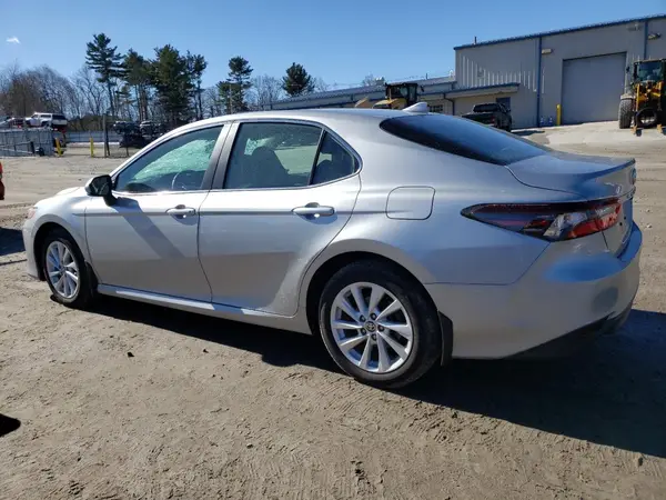 4T1C11BK5RU120652 2024 TOYOTA CAMRY - Image 2