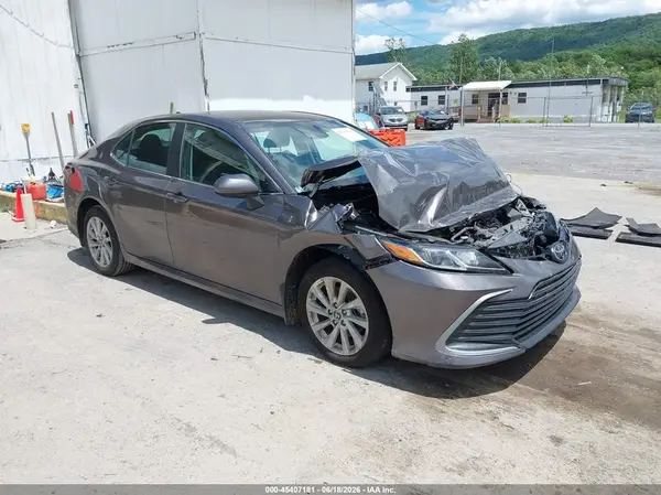 4T1C11BK5RU127634 2024 TOYOTA CAMRY - Image 1