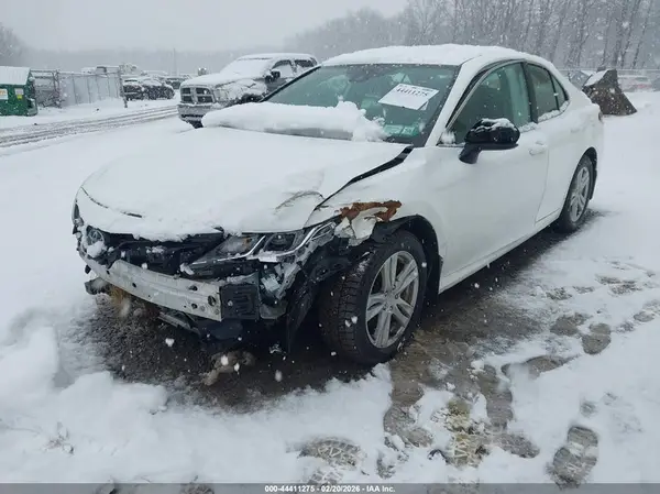 4T1C11BK5RU130498 2024 TOYOTA CAMRY - Image 2