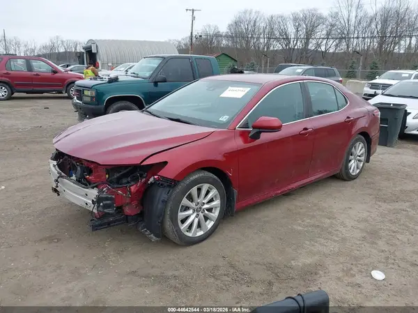 4T1C11BK6LU002438 2020 TOYOTA CAMRY - Image 2