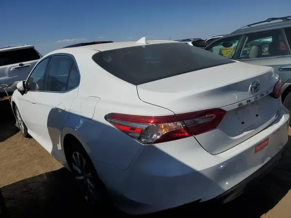 4T1C11BK6LU014444 2020 TOYOTA CAMRY - Image 2