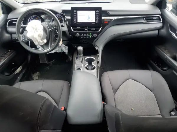 4T1C11BK6MU031519 2021 TOYOTA CAMRY - Image 8