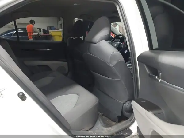 4T1C11BK6MU040902 2021 TOYOTA CAMRY - Image 8