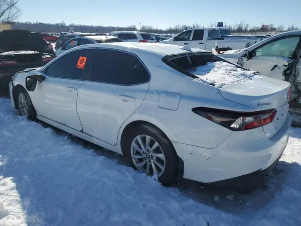 4T1C11BK6PU092552 2023 TOYOTA CAMRY - Image 2