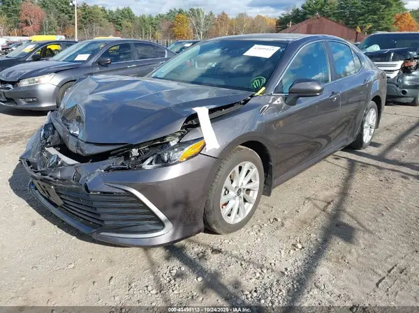 4T1C11BK6RU109384 2024 TOYOTA CAMRY - Image 2