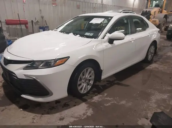 4T1C11BK6RU113127 2024 TOYOTA CAMRY - Image 2