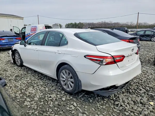 4T1C11BK7LU007003 2020 TOYOTA CAMRY - Image 2