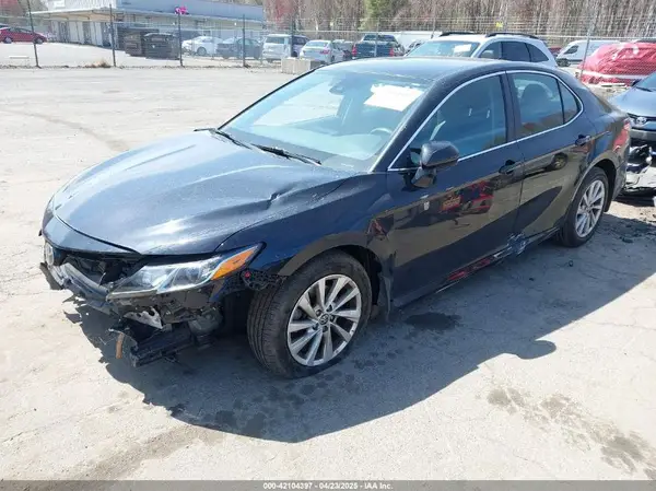 4T1C11BK7MU030847 2021 TOYOTA CAMRY - Image 2